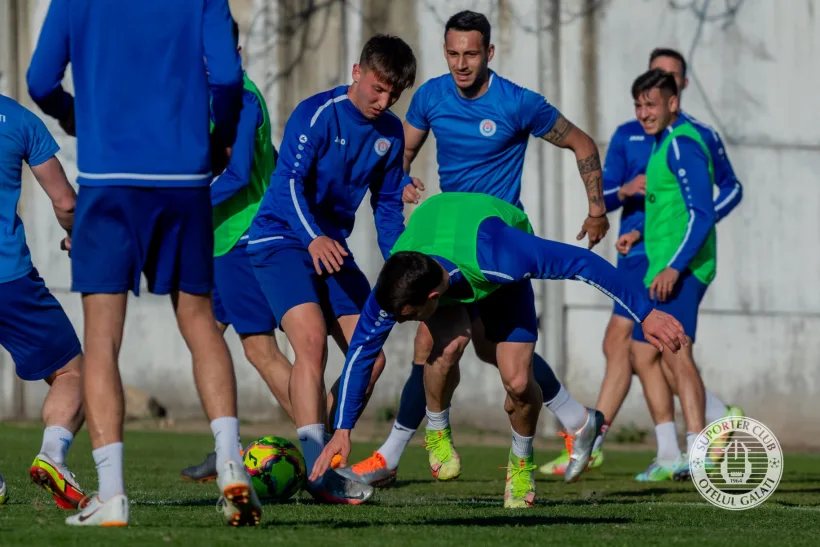 Oţelul şi Sporting au derbiuri acasă în play-off şi play-out