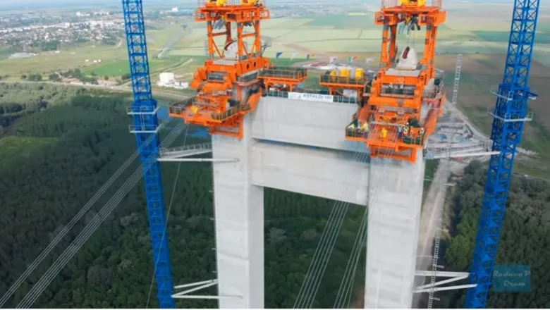 Premierul Ciucă, vizită la podului peste Dunăre