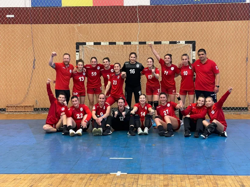 Handbalistele de la CSM Galaţi, în pole-position pentru promovarea în Liga Florilor