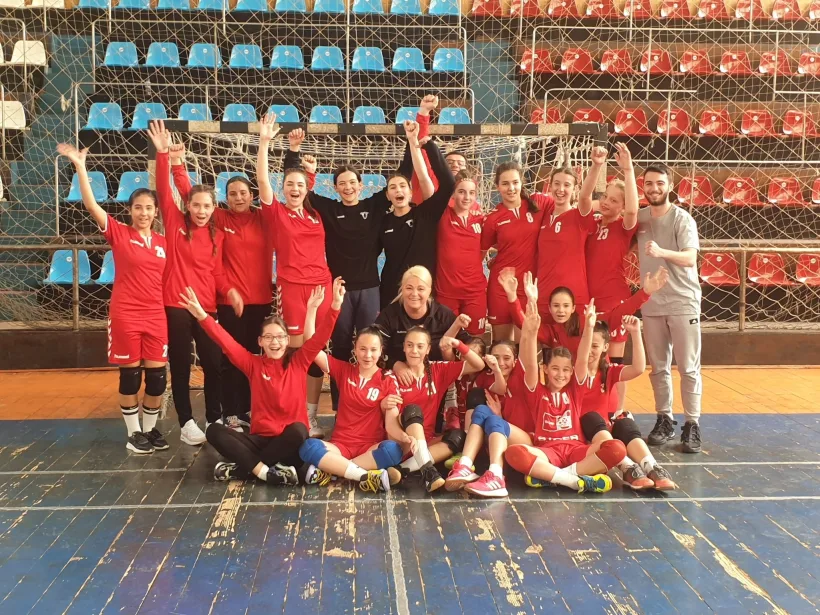 Olimpicele au debutat cu două victorii la turneul final