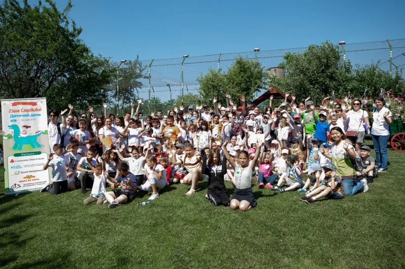 Peste 100 de copii au participat la o petrecere organizată de Fundația „Inimă de Copil”