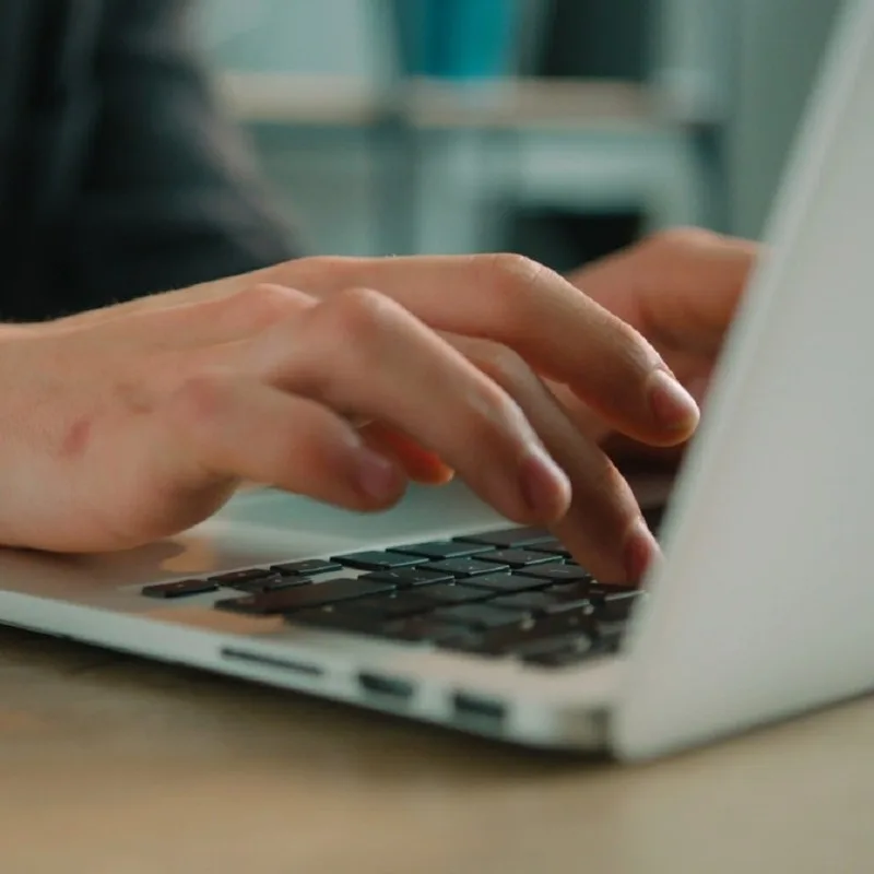 Cursuri de Blogger, Vlogger şi Influencer, la Universitatea „Dunărea de Jos” din Galaţi