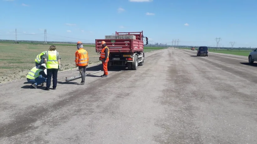 Vești bune de la CNAIR: UMB lucrează la Drumul Expres Galați-Brăila