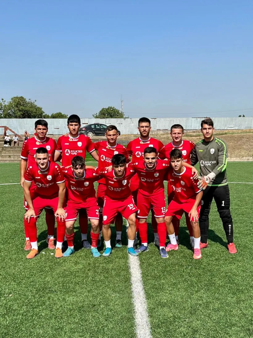 Unirea Braniştea şi Sporting Lieşti îşi fac încălzirea în amicale