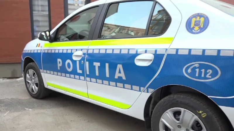 Un şofer băut şi cu permisul suspendat a fost urmărit de polițiști