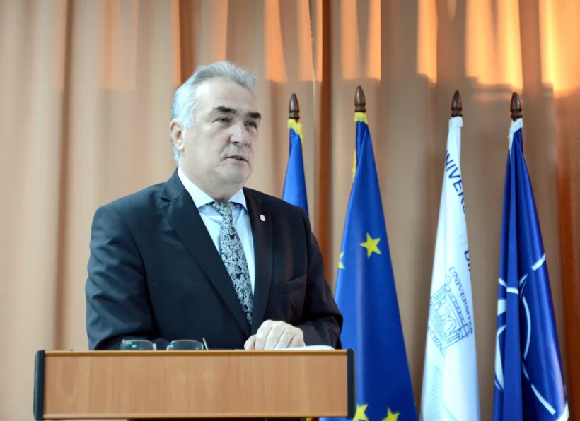 Fostul rector al UDJ Galați, Iulian Bîrsan, s-a stins din viață: „Dumnezeu să vă aibă în pază, DOMNULE PROFESOR!”