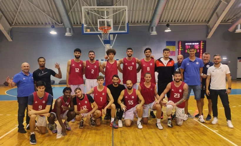 Baschetbaliştii lui Florin Nini sunt „nașii” Stelei