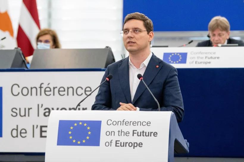 Europarlamentarul Victor Negrescu a fost ales în funcția de vicepreședinte al Partidului Socialiștilor Europeni