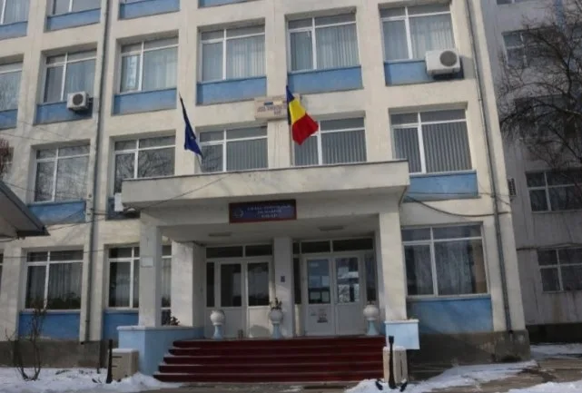 Sala de sport a Liceului de Marină Galați, modernizată prin PNRR