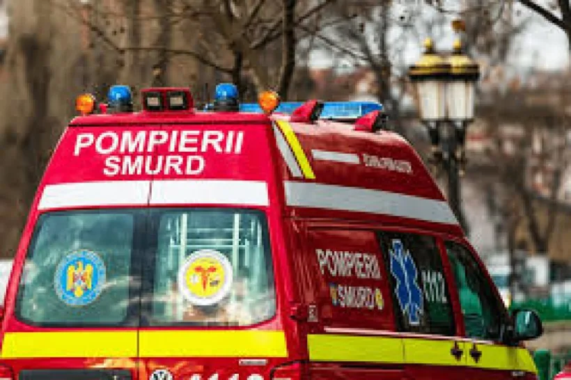 Două persoane au fost rănite după ce o mașină s-a răsturnat în orașul Galați