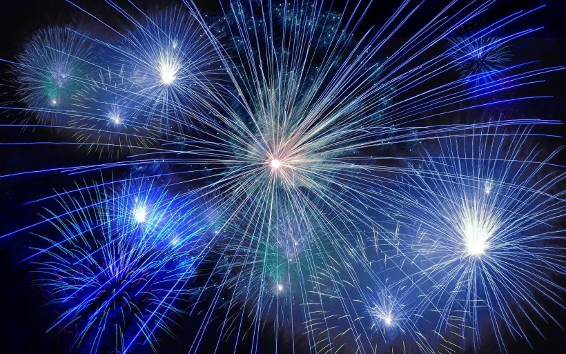 Focuri de artificii și Revelion în stradă, la Galați de Anul Nou
