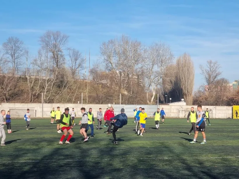 Arbitrii şi observatorii gălăţeni au făcut „blat” de Revelion