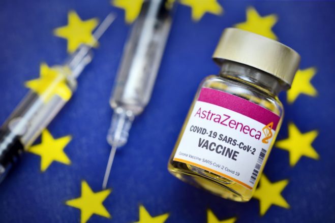 România va administra vaccinul AstraZeneca persoanelor cu vârsta cuprinsă între 18 şi 55 de ani